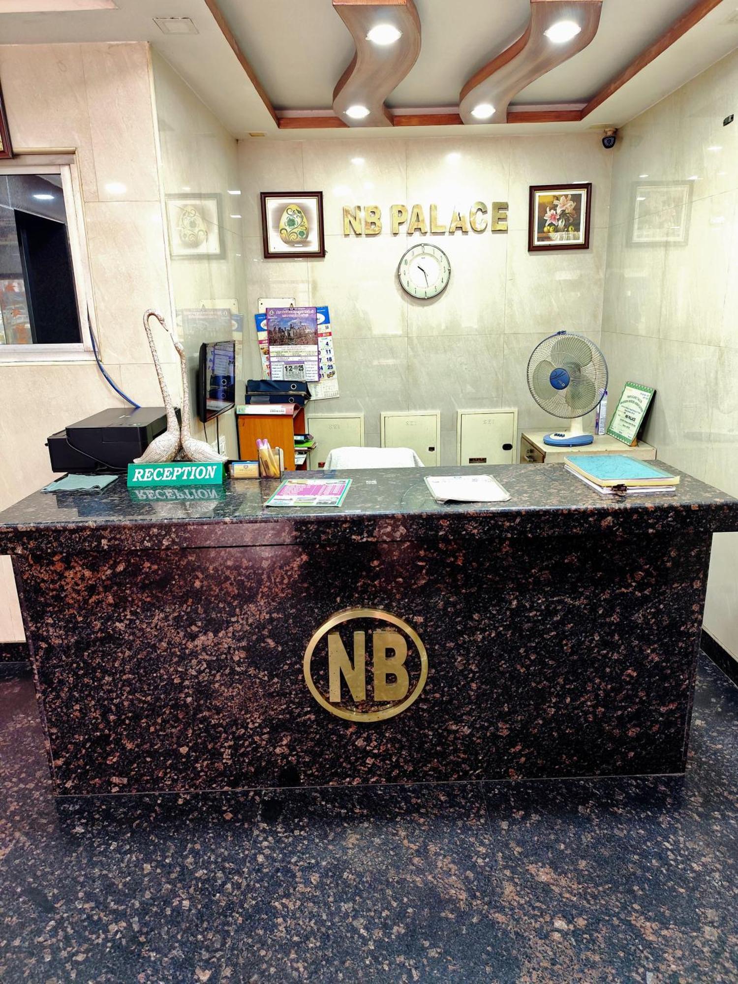 Nb Inn Palace Chennai Exterior foto